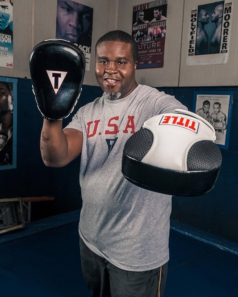 ボクシング パンチングミット タイトル title rasor 希少 ボクシング パンチングミット タイトル title rasor 希少 TITLE